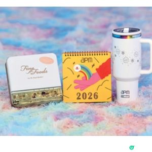 經濟日報 送 apm聖誕禮品套裝4份