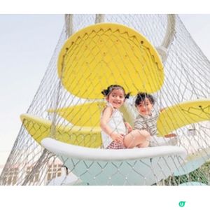 朗壹廣場彈彈跳聖誕列車 逾千呎好玩聖誕主題吹氣樂園