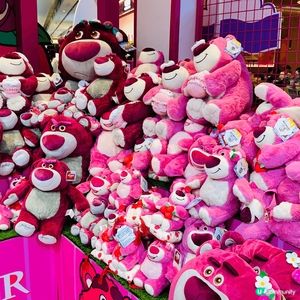 深圳深業上城商港，好多公仔好靚，有Gjump岩親子活動。 
