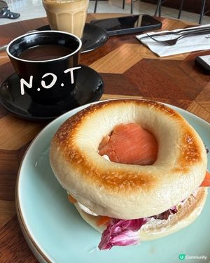 銅鑼灣好坐cafe❗️煙三文魚貝果必食！🥯
