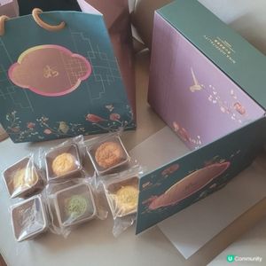 如心酒店集團花好月圓迷你雜錦月餅