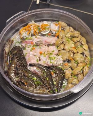觀塘無限時海鮮蒸鍋+火鍋放題！包燉湯乳鴿與啤酒任飲推薦
