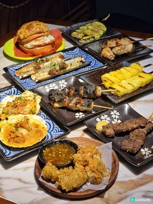 旺角串燒店特色菠蘿包