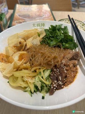 估唔到放工極速食碗麵可以咁有治癒感😂