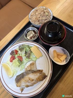 觀塘私藏午餐！鹽燒比目魚鮮到出汁🐟