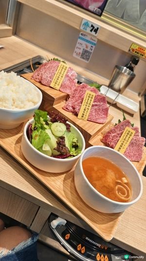 【外星人 + 飛船 x 太空 = 一人前日式 EaT燒肉】