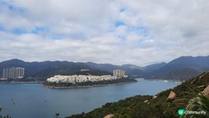 【石澳土地灣至筲箕灣行山篇】土地灣機槍堡、無字石碑、石碑山、猛鬼橋、西灣山