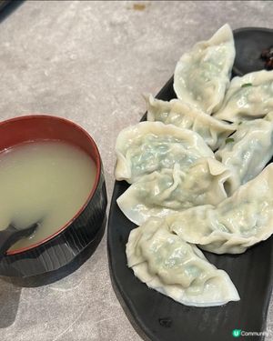 手工餃子🥟+人氣巴斯克蛋糕👍