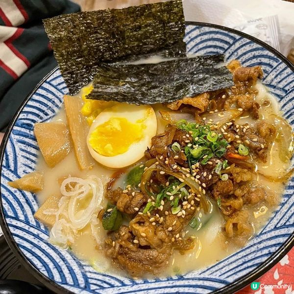 聽聞新蒲崗開左間高質嘅日本餐廳，主打刺身生蠔同埋海膽❤️所以...