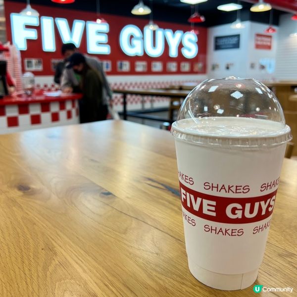 Five Guys 必飲的奶昔～
