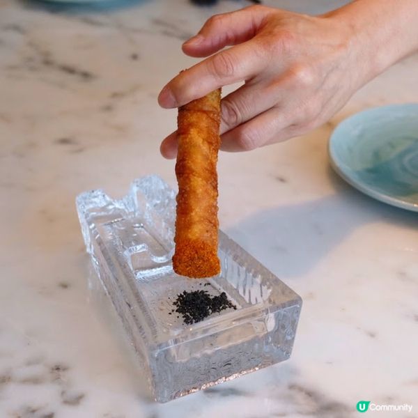 座落於K11 Musea的鏞鏞．藝嚐館裝潢很摩登而且充滿現代...