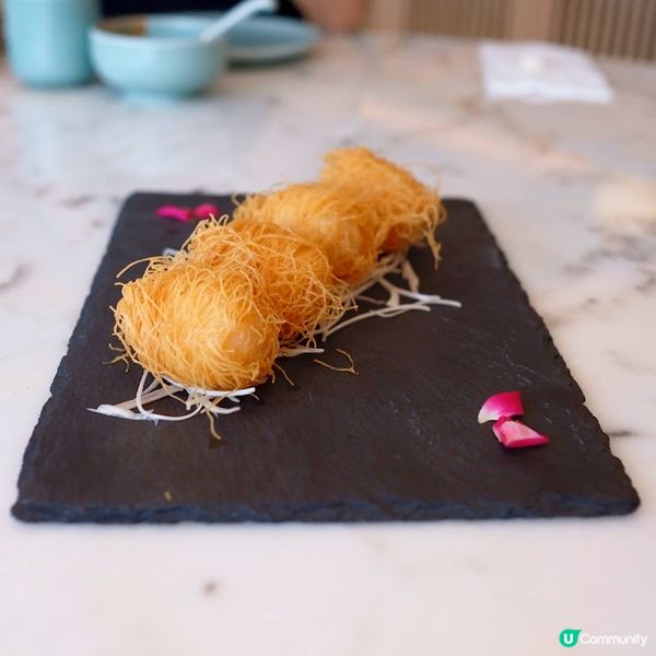 座落於K11 Musea的鏞鏞．藝嚐館裝潢很摩登而且充滿現代...