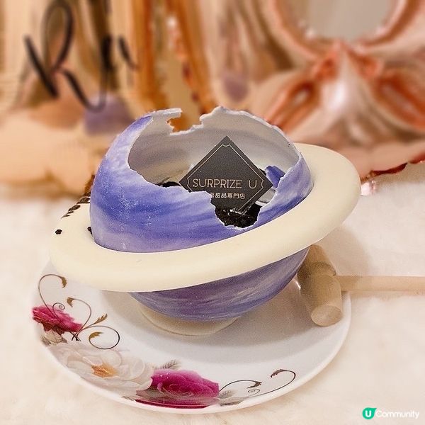 雖然成日見人食星球蛋糕，但其實我係第一次食😂就黎週年紀念加老...