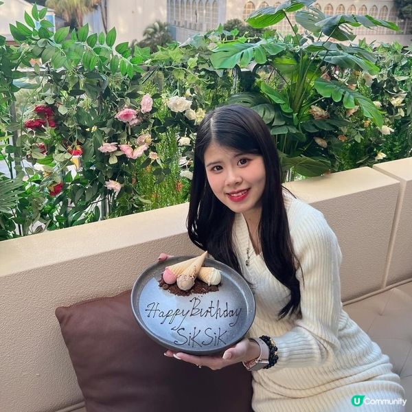 📍Library Restaurant and Bar