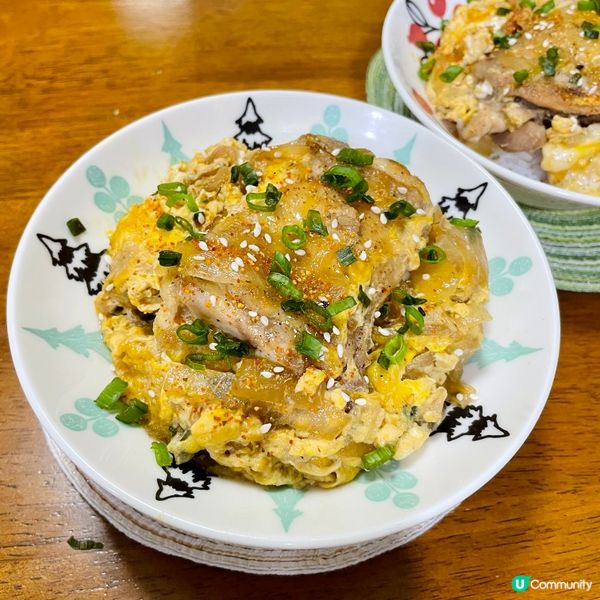 香煎滑嫩親子丼配香煎多春魚