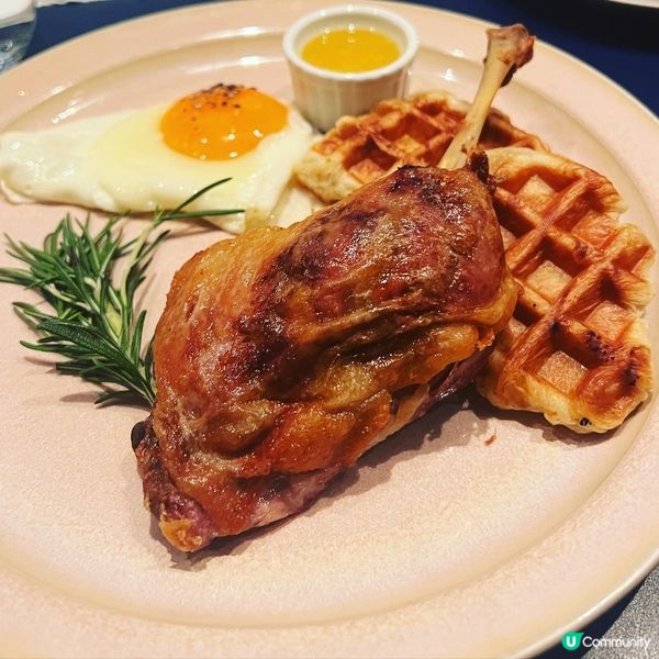 尖沙咀打卡📷餐廳！蟹肉龍蝦汁蛋餅有驚喜🤩！