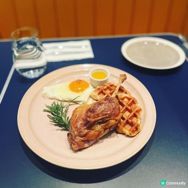 尖沙咀打卡📷餐廳！蟹肉龍蝦汁蛋餅有驚喜🤩！