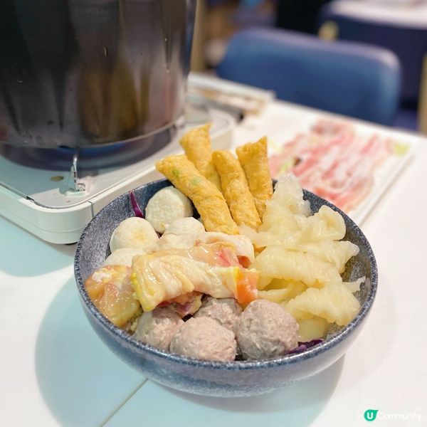 銅鑼灣登龍街真係特別多野食🤩🤩 今次黎到呢間洛奇冰室，餐廳日...