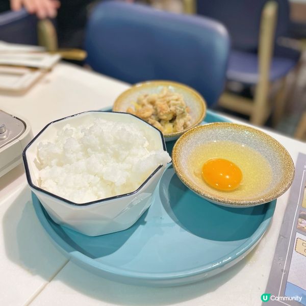 銅鑼灣登龍街真係特別多野食🤩🤩 今次黎到呢間洛奇冰室，餐廳日...