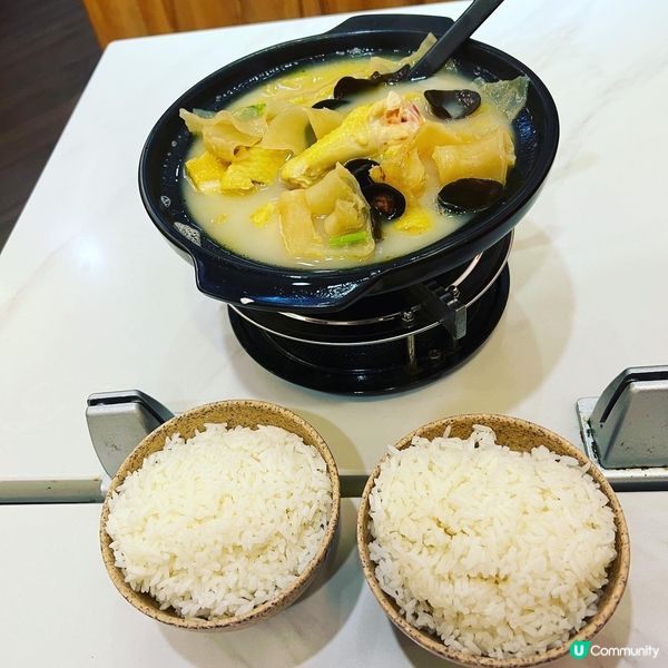 高質住家菜！必點濃湯花膠雞煲😋