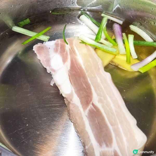 墨魚仔紅燒肉 Braised pork with baby ...