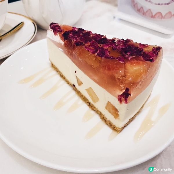 在紛擾囂塵的商業市區中，來一個希臘乳酪芝士下午茶，享受一段釋...