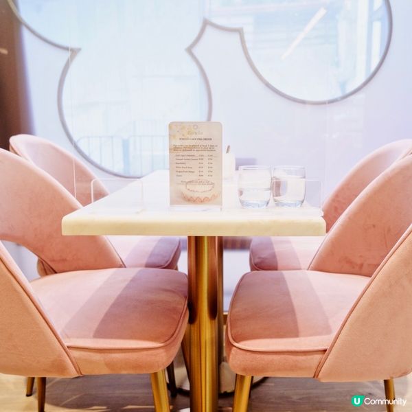 今日去左中環就順便睇下有咩好野食～發現呢間新開嘅餐廳Lana...