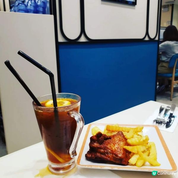 下午茶餐：雞扒薯條＋凍檸樂