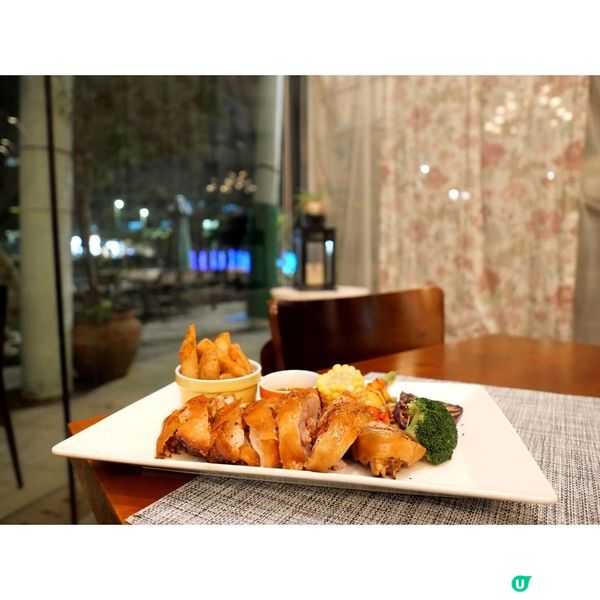 在中大醫院打完疫苗後，近近地就在附近位於科學園內的 Mera...