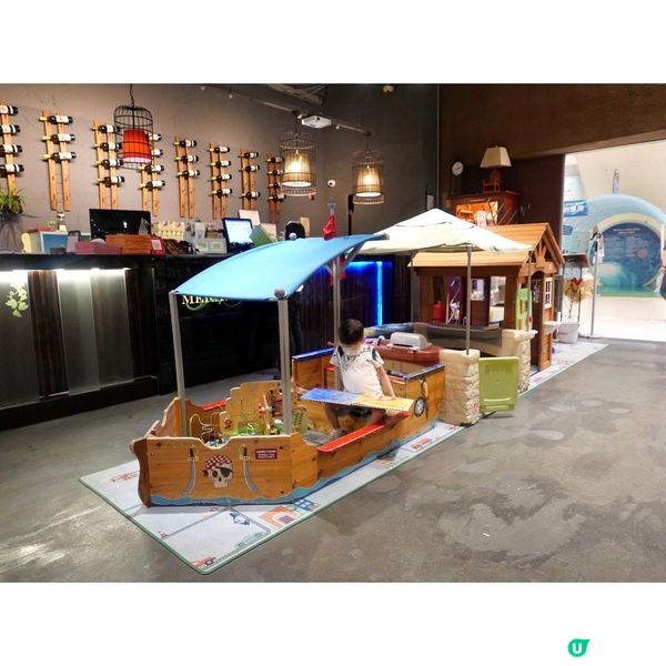 在中大醫院打完疫苗後，近近地就在附近位於科學園內的 Mera...