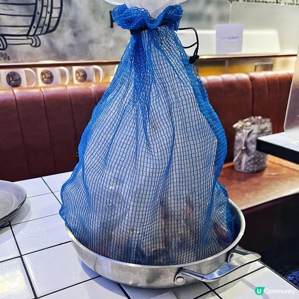 【Pivo Czech Bar • 品嚐捷克菜 特色海鮮袋】