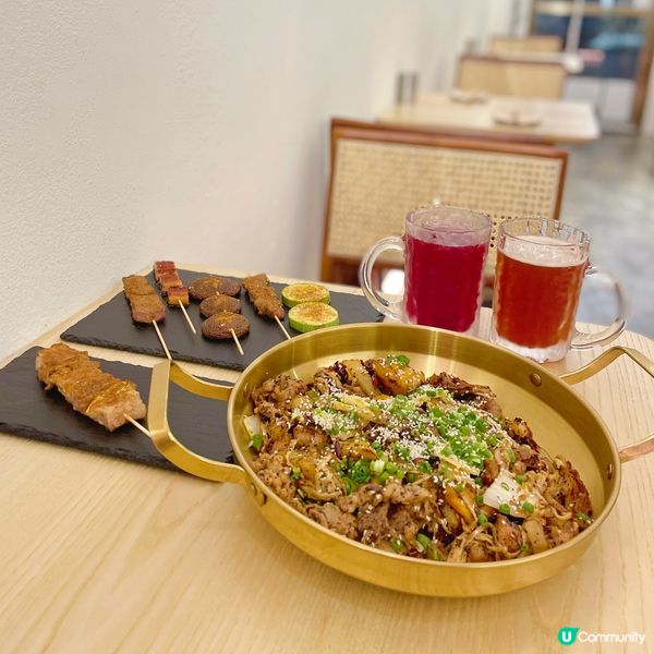 今次黎到呢間新開既川味小店食飯～～