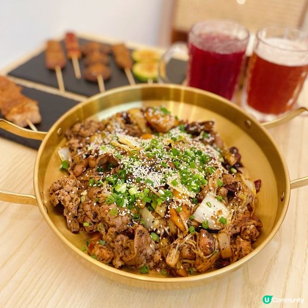 今次黎到呢間新開既川味小店食飯～～