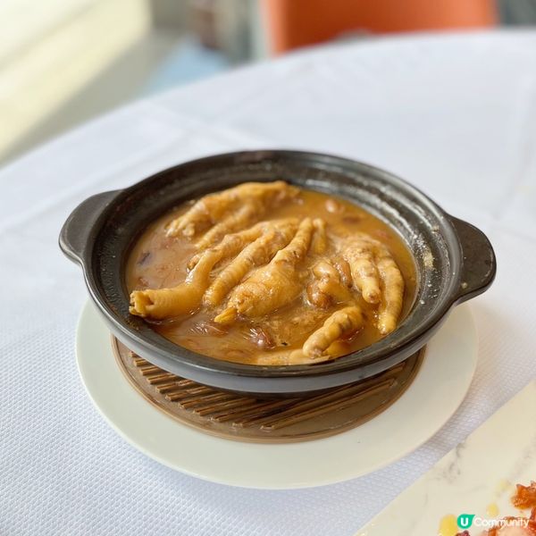 放假唔知食咩好，就約埋朋友到屋企附近既酒樓飲茶～～