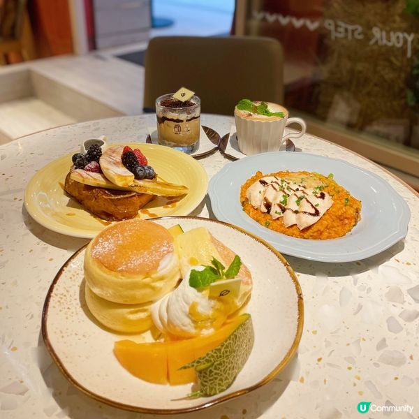 今次同朋友黎到 @phi.coffee_pancake 食下...