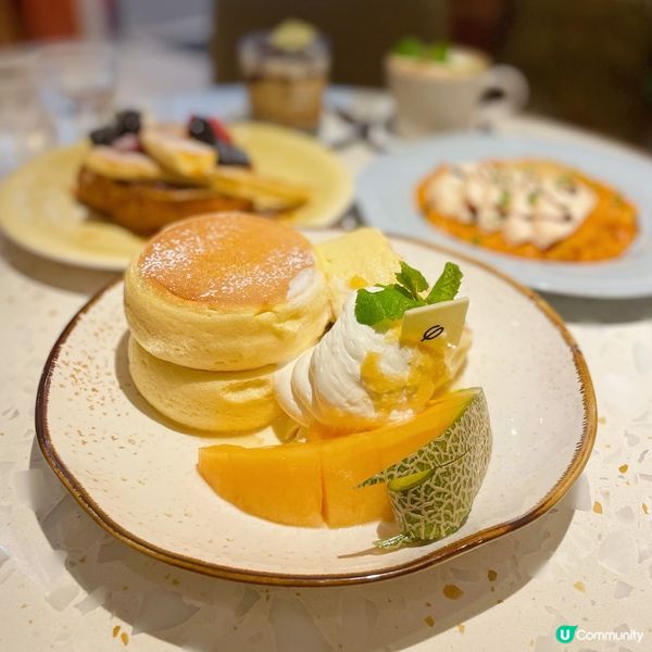 今次同朋友黎到 @phi.coffee_pancake 食下...