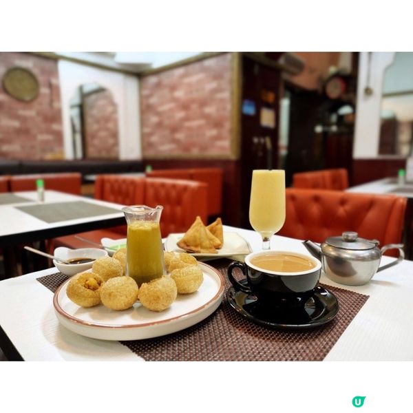 重慶大廈可說是香港的多元共融文化地標🏬，不同種族膚色的人到此...