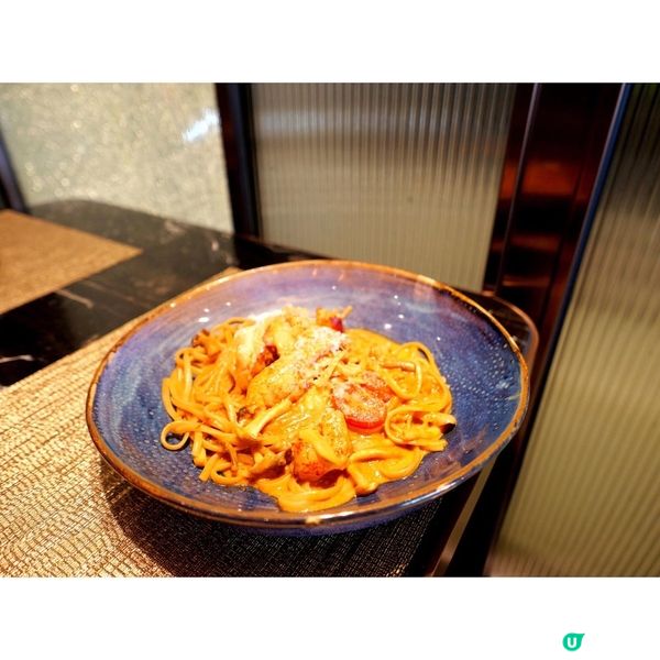 北角匯商場有不少打卡海景餐廳，今次就來到法式西餐廳🇫🇷 Br...