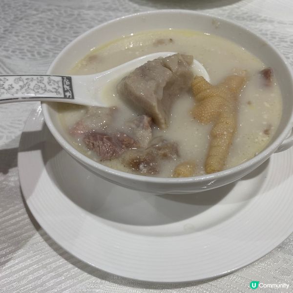 尖沙咀好多酒樓或者食肆林立，放工行去尖沙咀金馬倫道只有10-...