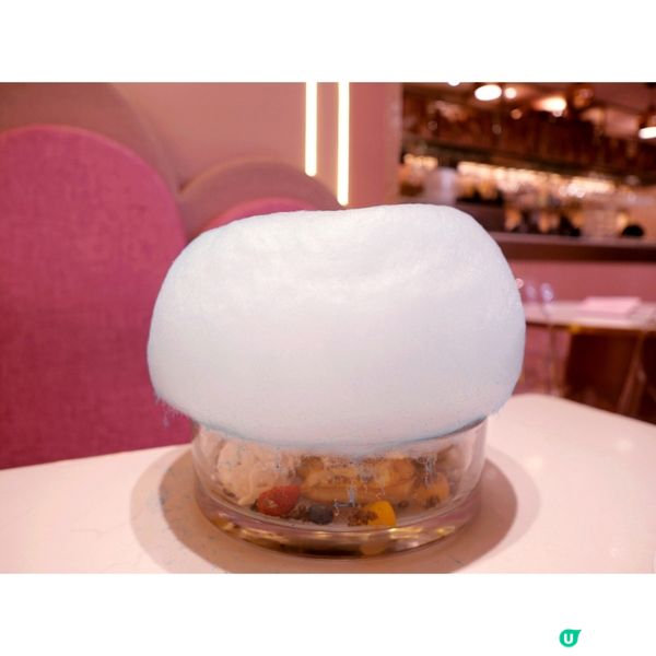 粉紅色就是夢幻的代名詞，趁著周末來到沙田新城市廣場的 Caf...