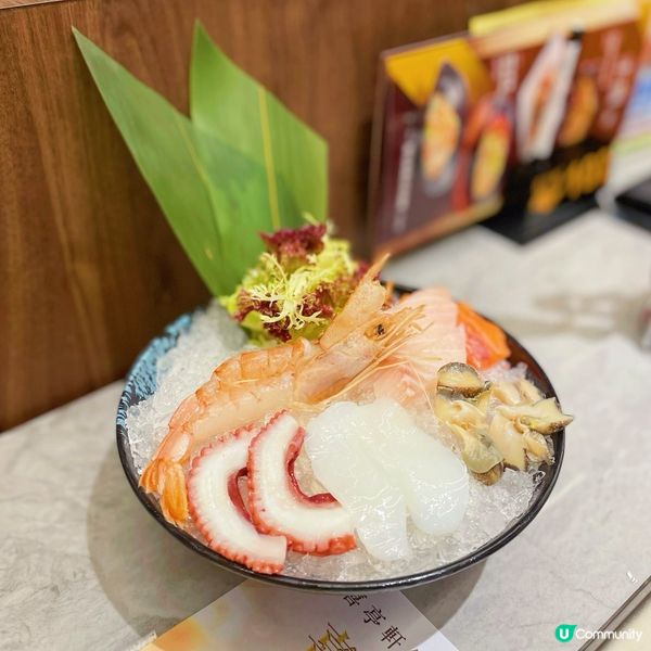 天氣一轉涼就想約朋友食大餐，於是黎到旺角呢間中菜廳食晚飯～～