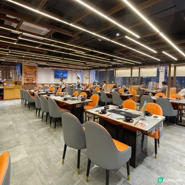 天氣一轉涼就想約朋友食大餐，於是黎到旺角呢間中菜廳食晚飯～～