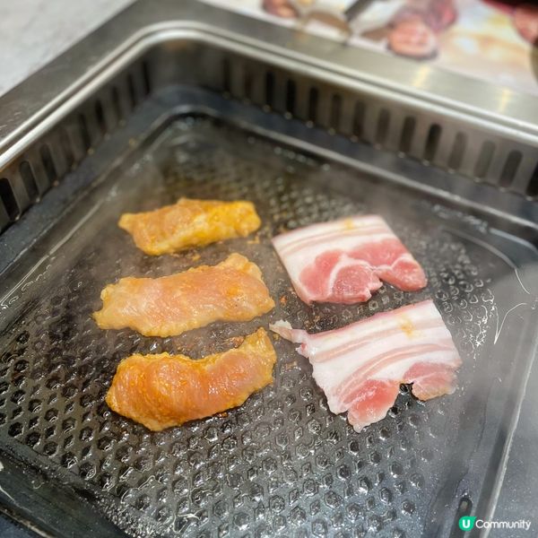 天氣一轉涼就想約朋友食大餐，於是黎到旺角呢間中菜廳食晚飯～～