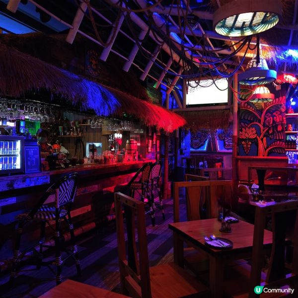 東涌🏝️夏威夷玩味風情酒吧🏝️Funky Monkey 🐒...