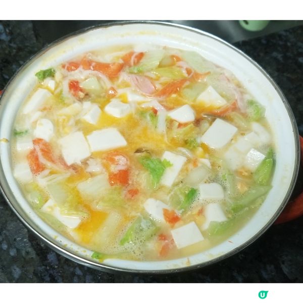 晚餐 : 香菇蒸排骨  蟹黃豆腐紹菜煲 生炒糯米飯