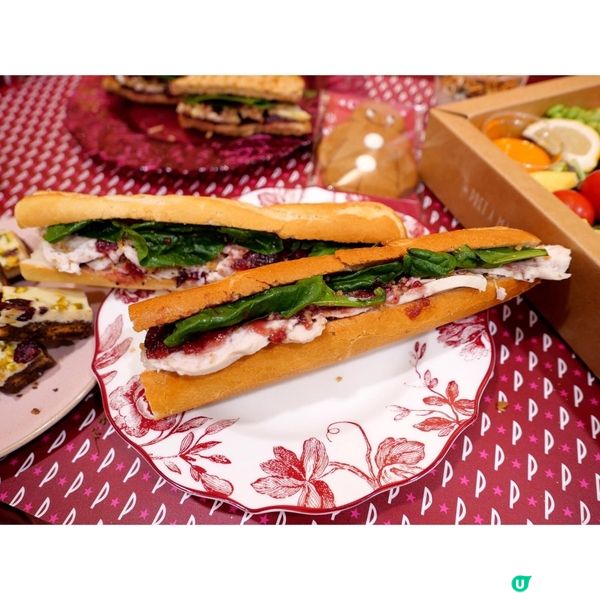 還有一個月就到普世歡騰的聖誕節，最近Pret A Mange...