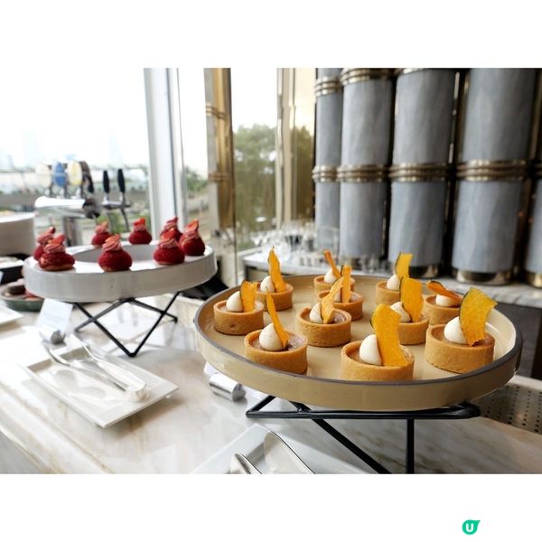 四季酒店大堂酒吧 Argo自從去年裝修重開後，中午時段的自助...