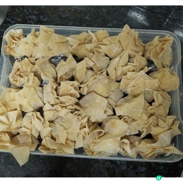 晚餐 : 鹽焗手撕雞拌青瓜海浙  鮮蝦小雲吞