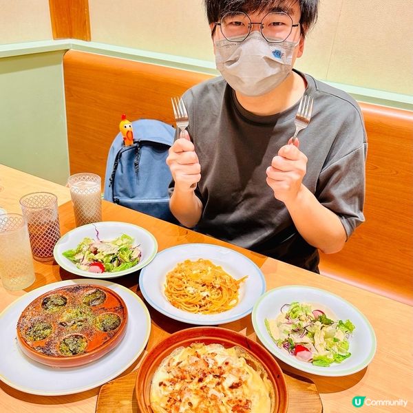 聖誕節首試薩莉亞 #香草牛油焗田螺 ，份量精巧但啖啖濃汁！食...