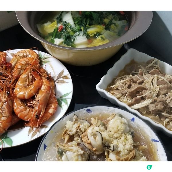 晚餐  ： 蒜蓉粉絲蒸帶子 豉油王大蝦 孜然金菇羊肉片 雜菜...